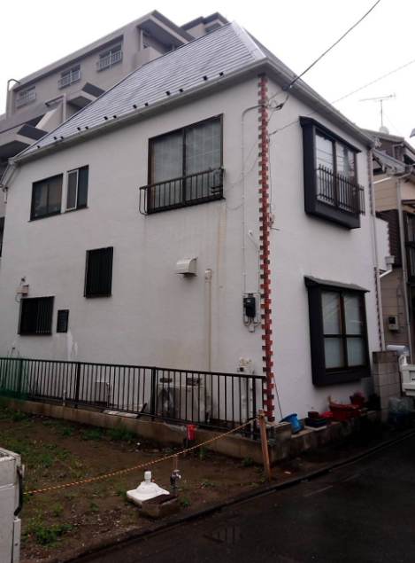 リフォーム後　屋根塗装完了